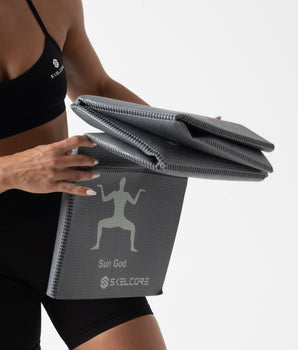 Skelcore Foldable Yoga Mat and Mesh Carry Bag